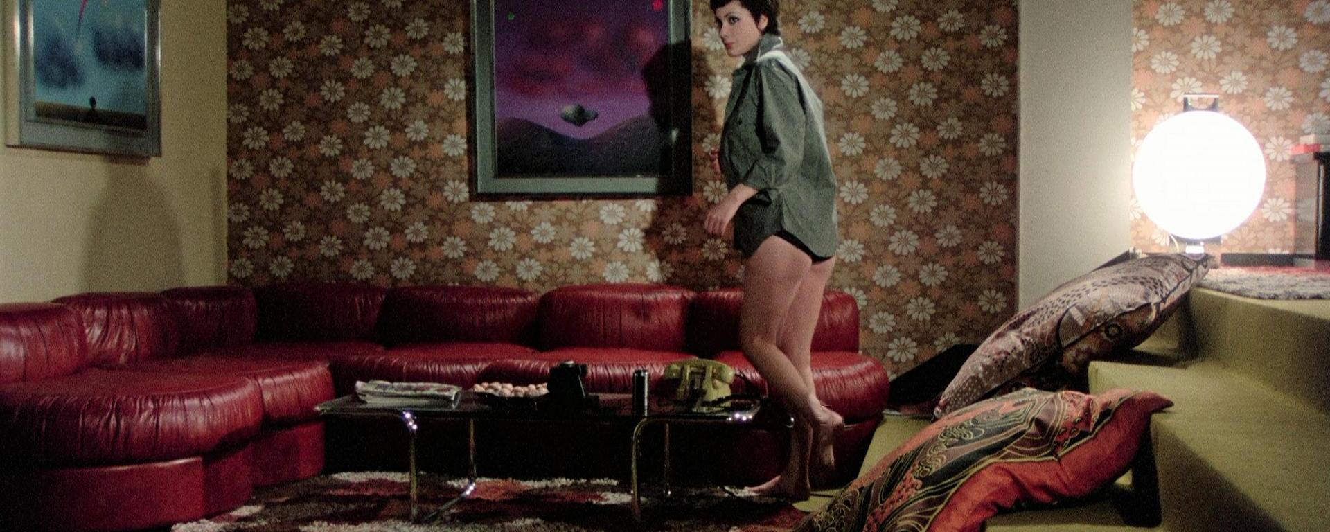 strip nude for your killer header