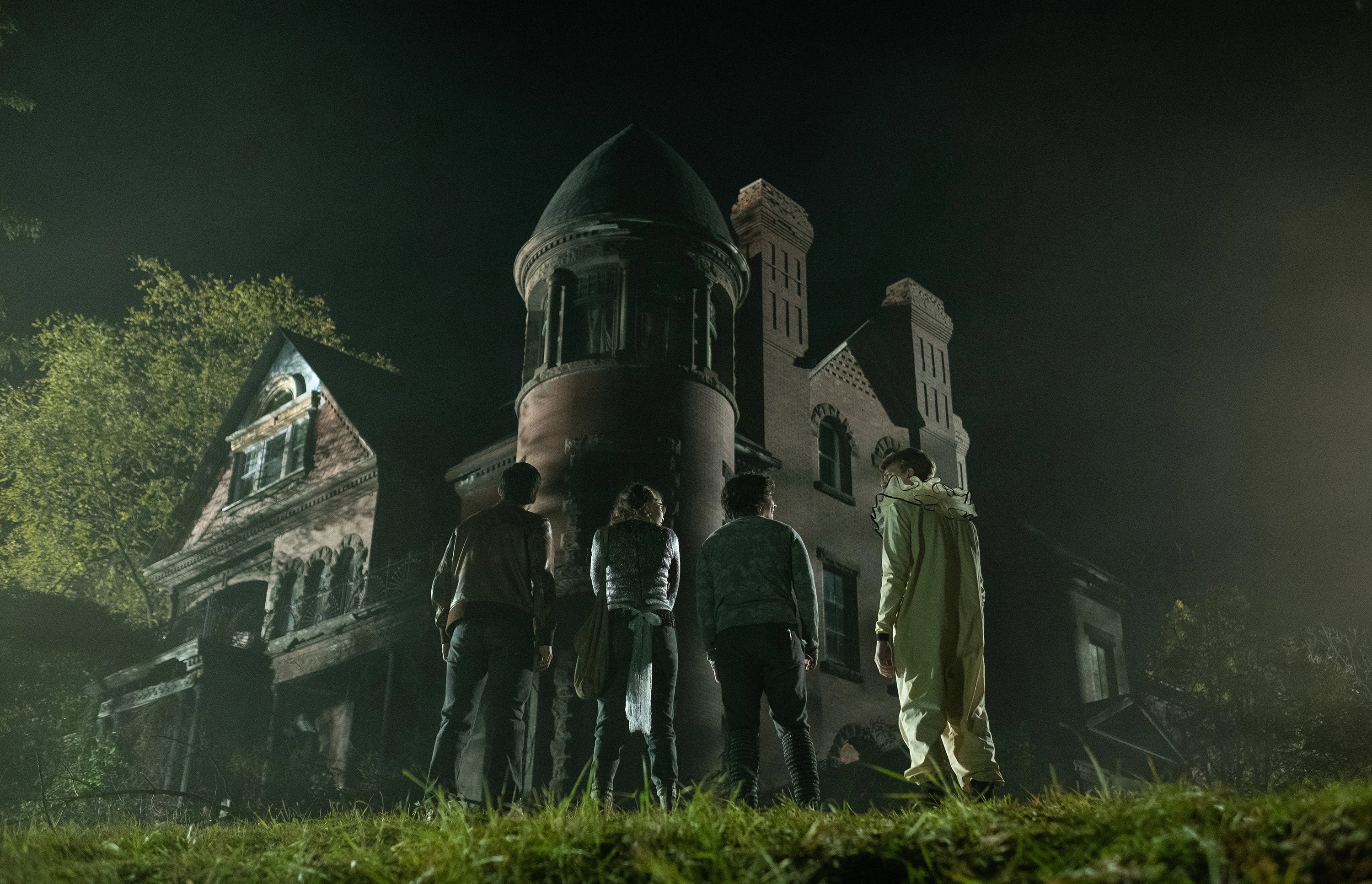 scary-stories-the-haunted-house.jpg